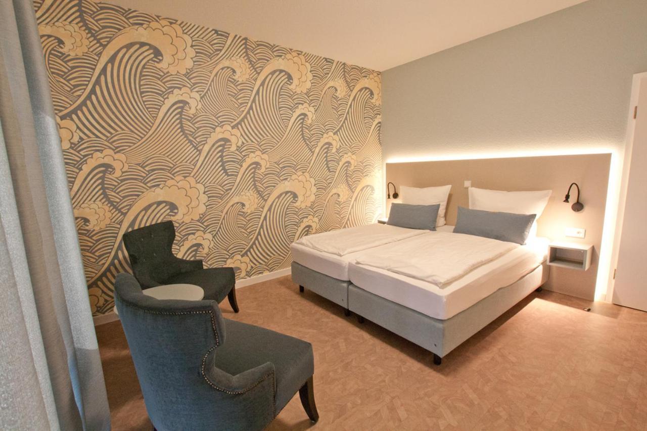 Hotel Garni Goldener Anker Greetsiel Esterno foto