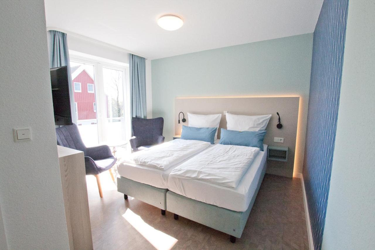 Hotel Garni Goldener Anker Greetsiel Esterno foto