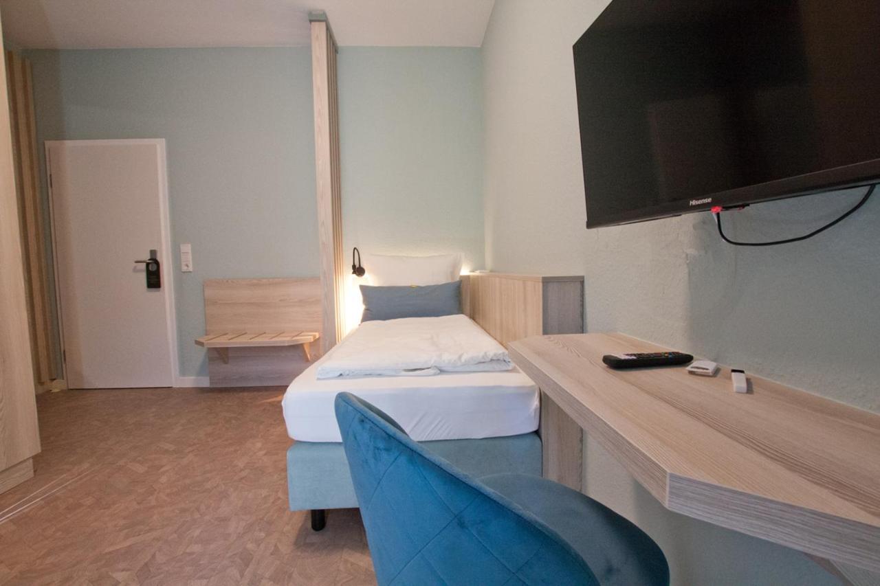 Hotel Garni Goldener Anker Greetsiel Esterno foto