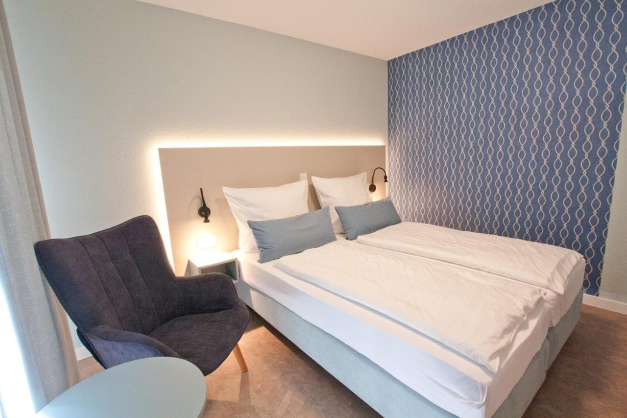 Hotel Garni Goldener Anker Greetsiel Esterno foto